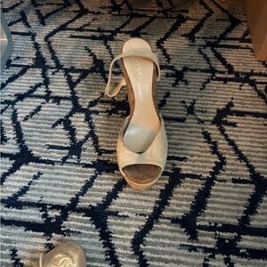 Gucci Women's Beige Open-Toe Heels